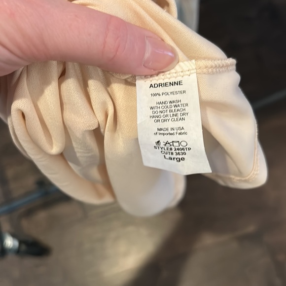 Beach dress with sea foam color. Cream and brown leaves. Size L. Smoke free home - Picture 5 of 7